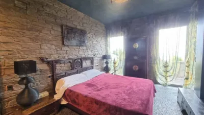 House in Canyelles-La Montgoda photo 32