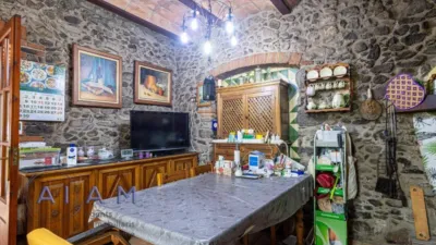 Rustic house in Maçanet de la Selva photo 6