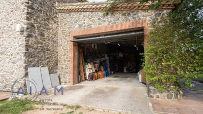 Rustic house in Maçanet de la Selva photo 9