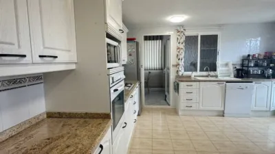 Apartment in L'Alfàs del Pi photo 7