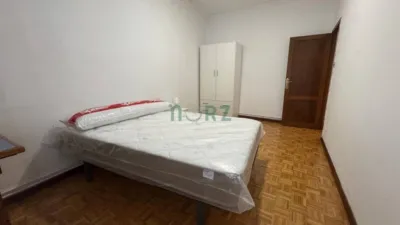 Piso en alquiler en Casco Vello, Casco Vello (Ourense Capital) de 1.200 €<span>/mes</span>