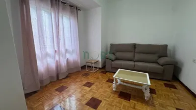 Piso en alquiler en Casco Vello, Casco Vello (Ourense Capital) de 1.200 €<span>/mes</span>