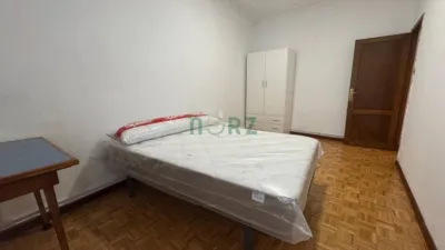 Piso en alquiler en Casco Vello, Casco Vello (Ourense Capital) de 1.200 €<span>/mes</span>