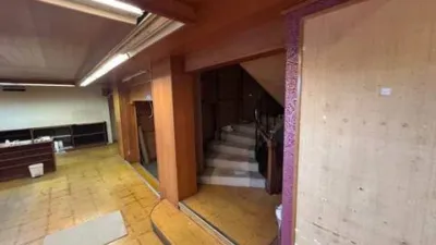 Local comercial en alquiler en Calle de Coruña, cerca de Calle de Iglesia - Més