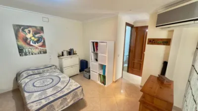 Townhouse on Calle Pamplona photo 3