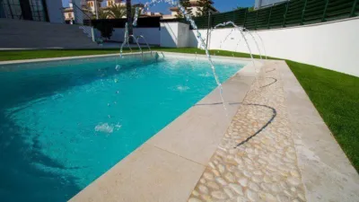 Chalet on Calle Partida Marina photo 13