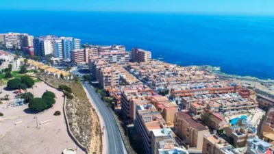 Piso – Torrevieja - Vista 3