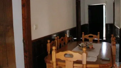 Rustic house in Valverde del Fresno photo 9