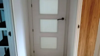 Piso en alquiler en Juan Xxiii-Rochelambert, Juan XXIII-Rochelambert (Distrito Cerro Amate. Sevilla Capital) de 300 €<span>/mes</span>