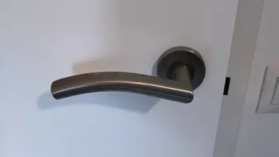 Piso en alquiler en Juan Xxiii-Rochelambert, Juan XXIII-Rochelambert (Distrito Cerro Amate. Sevilla Capital) de 300 €<span>/mes</span>