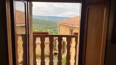 Chalet en alquiler en Quintanilla de Rucandio, Quintanilla de Rucandio (Valderredible) de 2.800 €<span>/mes</span>