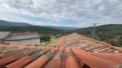 Chalet en alquiler en Quintanilla de Rucandio, Quintanilla de Rucandio (Valderredible) de 2.800 €<span>/mes</span>