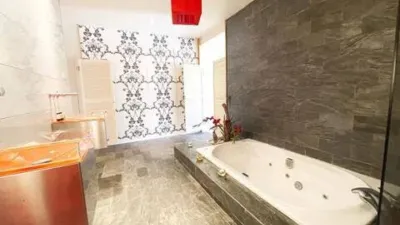 Apartment in Txabarri-Kueto photo 8