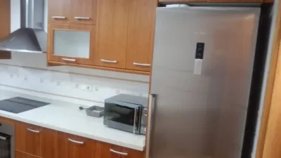 Piso en alquiler en Carrer de la Torre, número --, cerca de Carrer de Hilarión Eslava, Plaça de Crevillent-Juzgados (Distrito Núcleo Urbano. Elx - Elche) de 850 €<span>/mes</span>