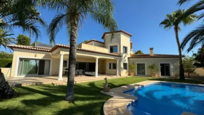 Chalet in Cala Advocat-Baladrar photo 16