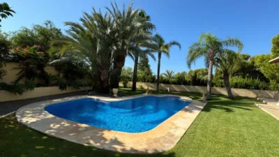 Chalet in Cala Advocat-Baladrar photo 17