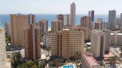 Apartment for sale or long-term rent on Avenida del Derramador photo 2