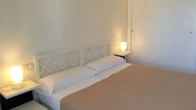 Apartment for sale or long-term rent on Avenida del Derramador photo 6