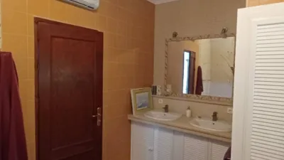 House in Castilblanco de los Arroyos photo 23