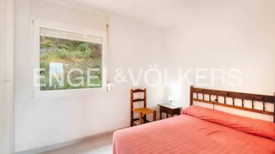 Apartment on Placa Carles Fages de Climent, 3 photo 13