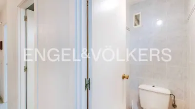 Apartment on Placa Carles Fages de Climent, 3 photo 17