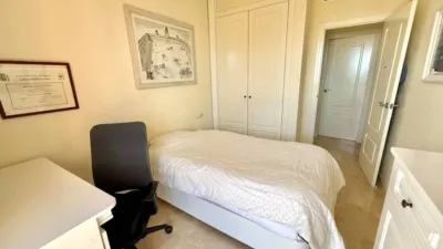 Apartment on Carrer Viena photo 13