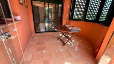 Piso en Carrer Viena photo 9