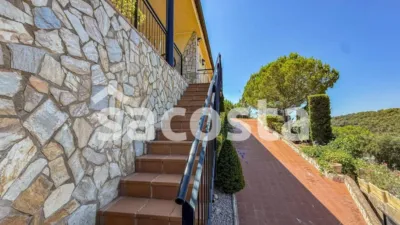 House in Urbanitzacions del Nord photo 23