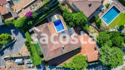 House in Urbanitzacions del Nord photo 27