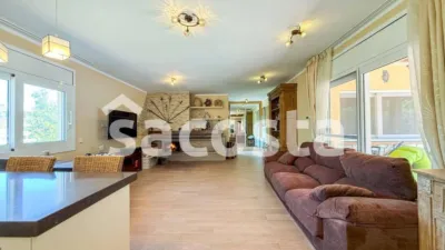 House in Urbanitzacions del Nord photo 7