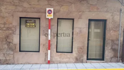 Local comercial en alquiler en Boiro - Vista 3