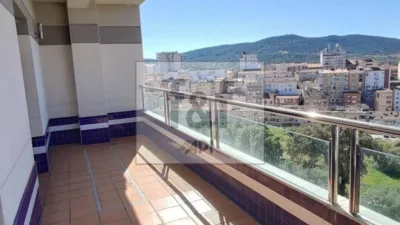 Piso en alquiler en Plasencia, Plasencia de 900 €<span>/mes</span>