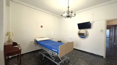 Apartment in Patraix photo 32