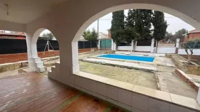 Chalet in Colmenar de Oreja photo 6