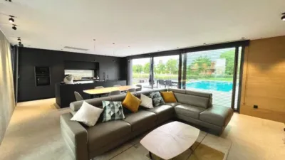 House in Navata photo 12