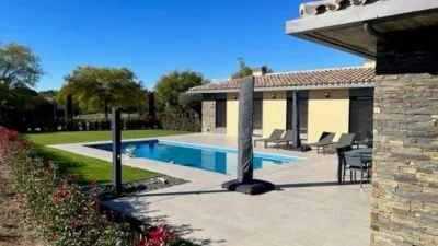 House in Navata photo 17