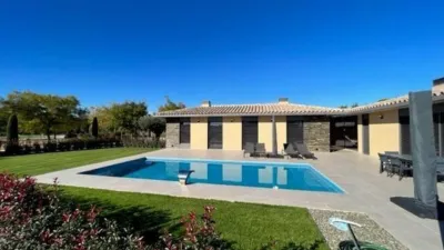 House in Navata photo 19