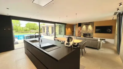 House in Navata photo 2