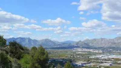 Terreno en venta en Barranco Parra - Más