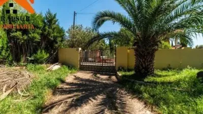 Chalet en venta en Calle Torrequinto No Number, Oromana (Alcalá de Guadaíra) de 349.990 €