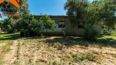 Chalet en venta en Calle Torrequinto No Number, Oromana (Alcalá de Guadaíra) de 349.990 €