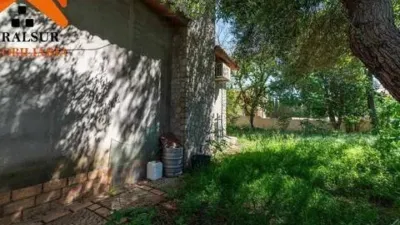 Chalet en venta en Calle Torrequinto No Number, Oromana (Alcalá de Guadaíra) de 349.990 €