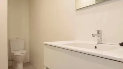 Piso en alquiler en Paseíto de Ramiro, San Antón (Distrito Mercado-Casco Antiguo. Alicante - Alacant) de 1.400 €<span>/mes</span>