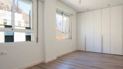Piso en alquiler en Paseíto de Ramiro, San Antón (Distrito Mercado-Casco Antiguo. Alicante - Alacant) de 1.400 €<span>/mes</span>