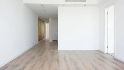 Piso en alquiler en Paseíto de Ramiro, San Antón (Distrito Mercado-Casco Antiguo. Alicante - Alacant) de 1.400 €<span>/mes</span>