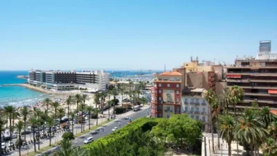 Piso en alquiler en Paseíto de Ramiro, San Antón (Distrito Mercado-Casco Antiguo. Alicante - Alacant) de 1.400 €<span>/mes</span>