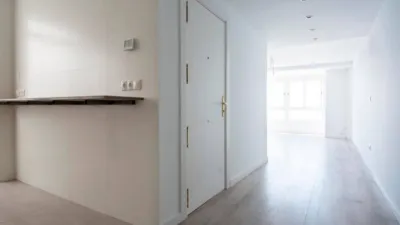 Piso en alquiler en Paseíto de Ramiro, San Antón (Distrito Mercado-Casco Antiguo. Alicante - Alacant) de 1.400 €<span>/mes</span>