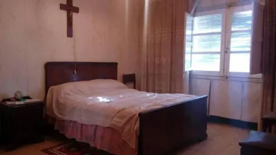Chalet en venta en Remolinos, Remolinos de 110.000 €