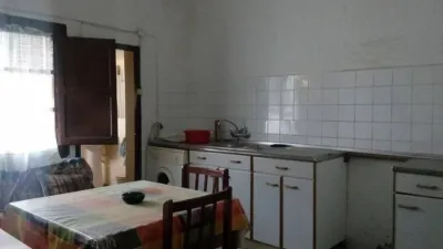 Chalet en venta en Remolinos, Remolinos de 110.000 €