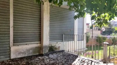 Chalet en venta en Alagón, Alagón de 239.000 €